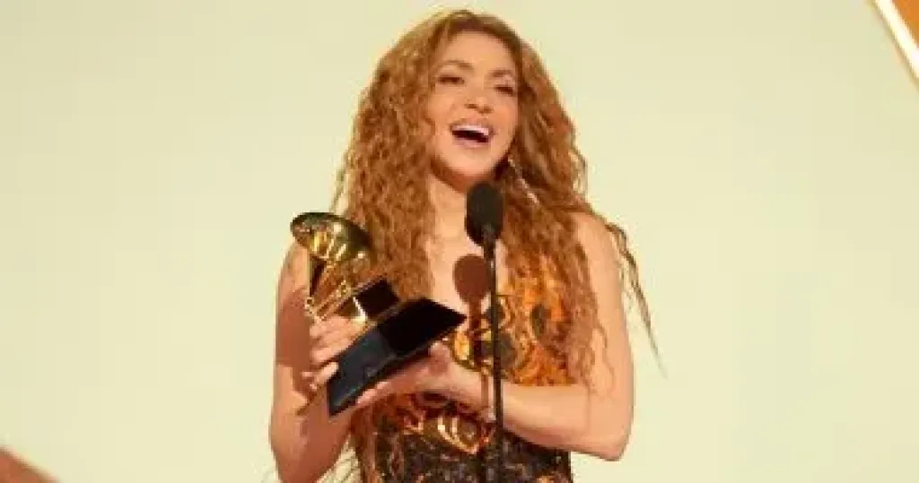 تأجيل حفل شاكيرا فى الأهرامات من إبريل إلى نوفمبر 2026