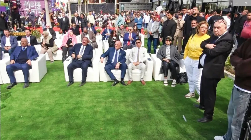 غرفة القاهرة : مول جملة الملابس الجاهزة يدعم استراتيجية الدولة لزيادة الصادرات المصرية