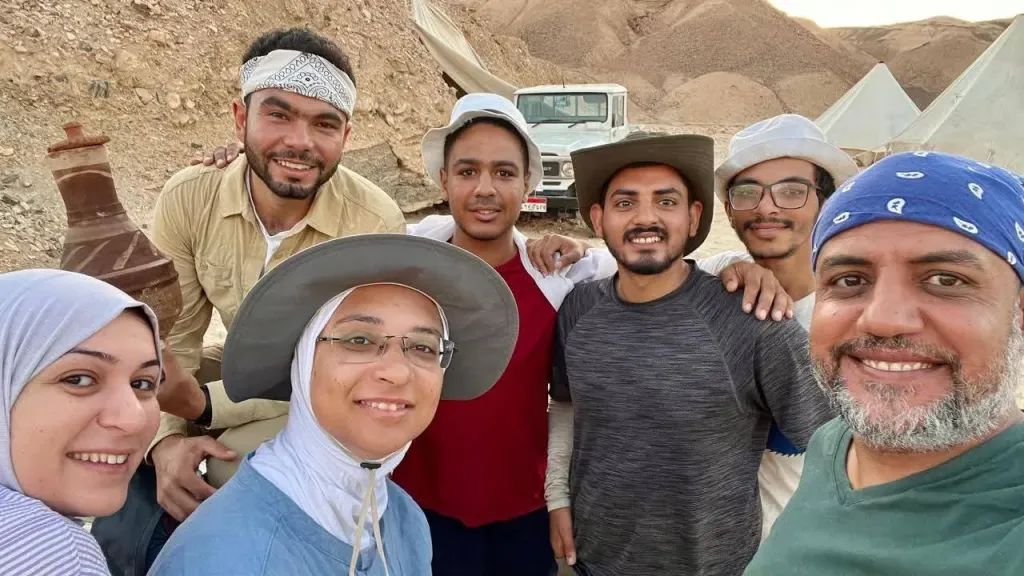 رئيس جامعة أسيوط يهنئ جامعتي المنصورة والوادي الجديد على إنجازاتهما