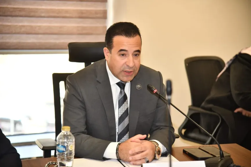 اتصالات النواب تدعو التنمية المحليه وتنظيم الاتصالات لوضع حلول لمشكلات بطيء انشاء شبكات المحمول