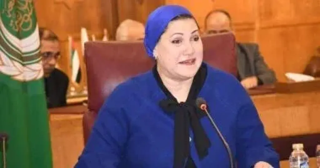 القومى للطفولة والامومة: ضرورة إصدار تشريع يُجرِّم من يشارك فى زواج الأطفال