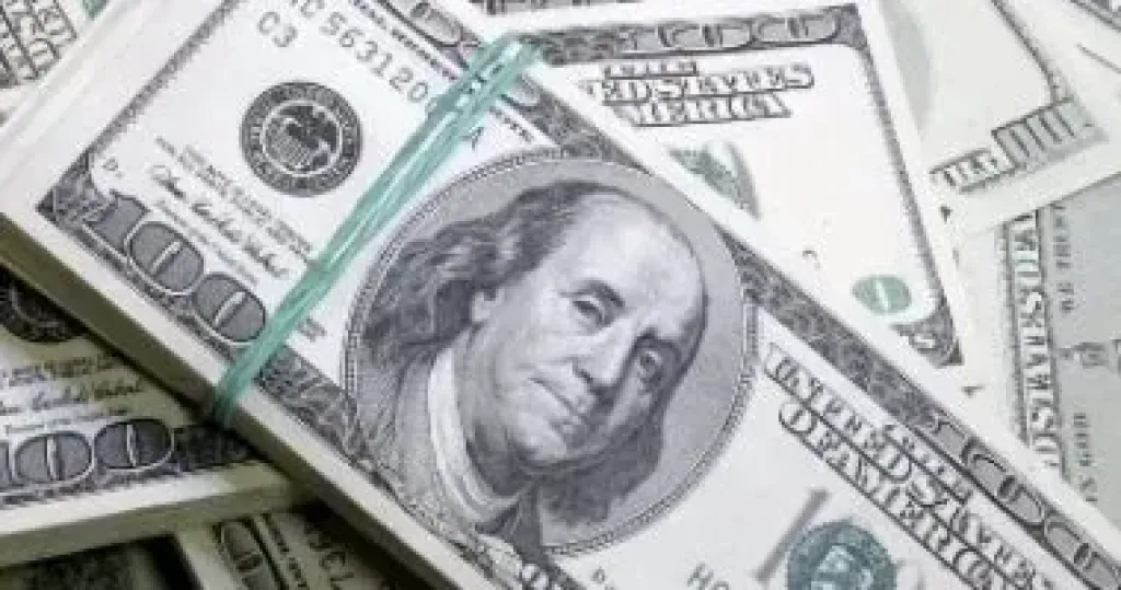 ارتفاع سعر الدولار اليوم الخميس 3/4/2026 أمام الجنيه فى منتصف التعاملات