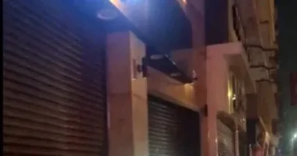 أحياء القاهرة تواصل حملاتها المكثفة لمتابعة غلق المحال فى التاسعة مساءً