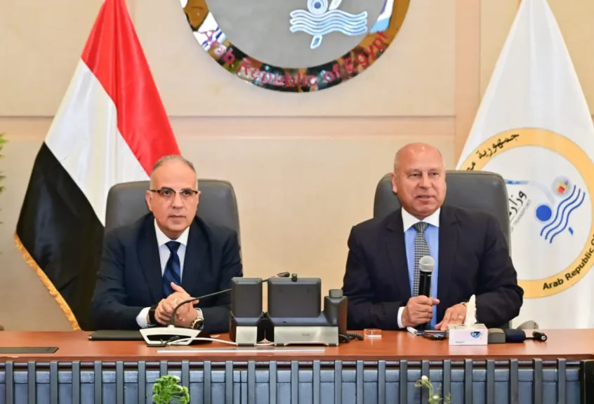 النقل والري يبحثان تسريع إجراءات الأراضي ونزع الملكية لمشروعات النقل