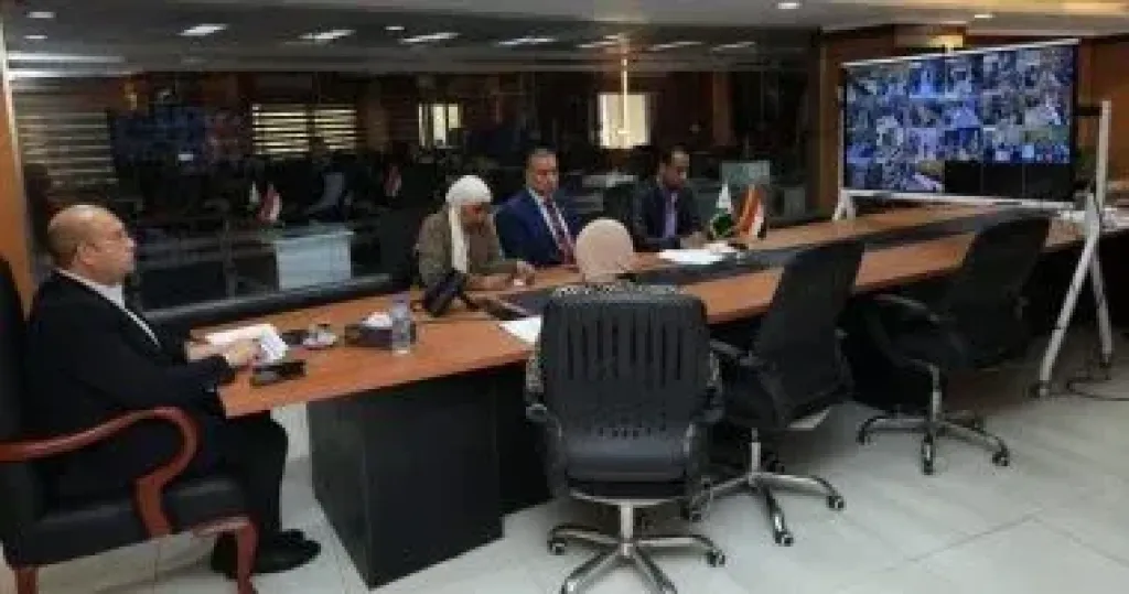 نائب محافظ الجيزة يتابع التجهيزات التكنولوجية لمجمعات الخدمات بالصف وأطفيح