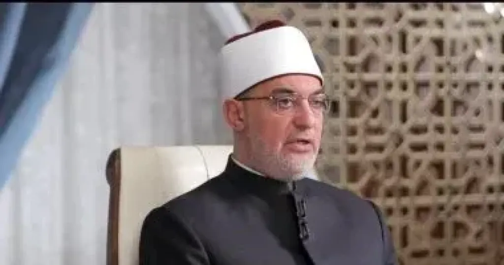 مفتي الجمهورية يُهنئ البابا تواضروس الثاني وكافة الطوائف المسيحية بعيد القيامة