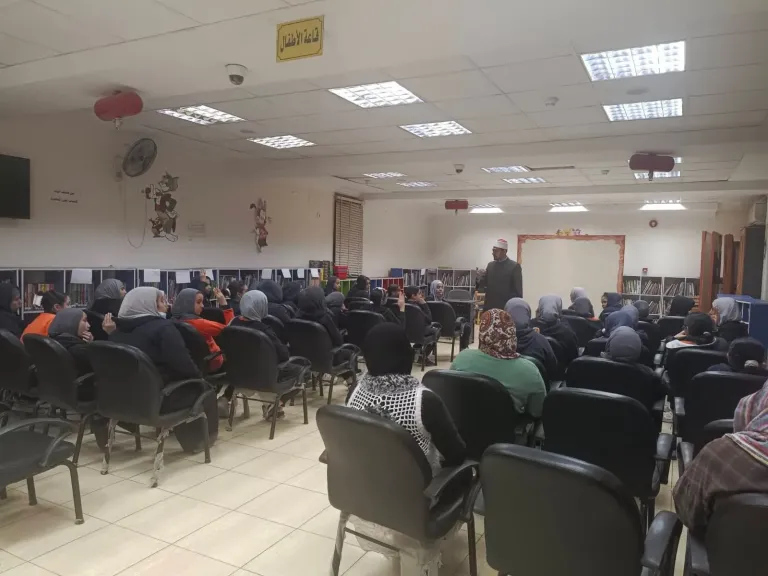 محافظ أسيوط: استمرار ندوات التوعية بمكتبة مصر العامة لرفع وعي طلاب المدارس