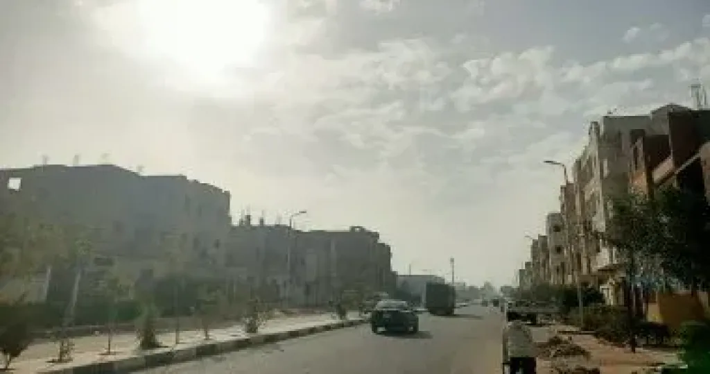 سقوط أمطار على مناطق متفرقة بالقاهرة الآن