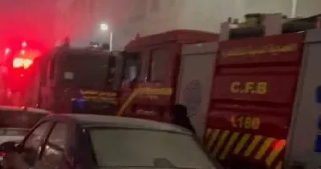 استكمال تبريد حريق مصنع ومخزن حلمية الزيتون منعا لتجدد النيران