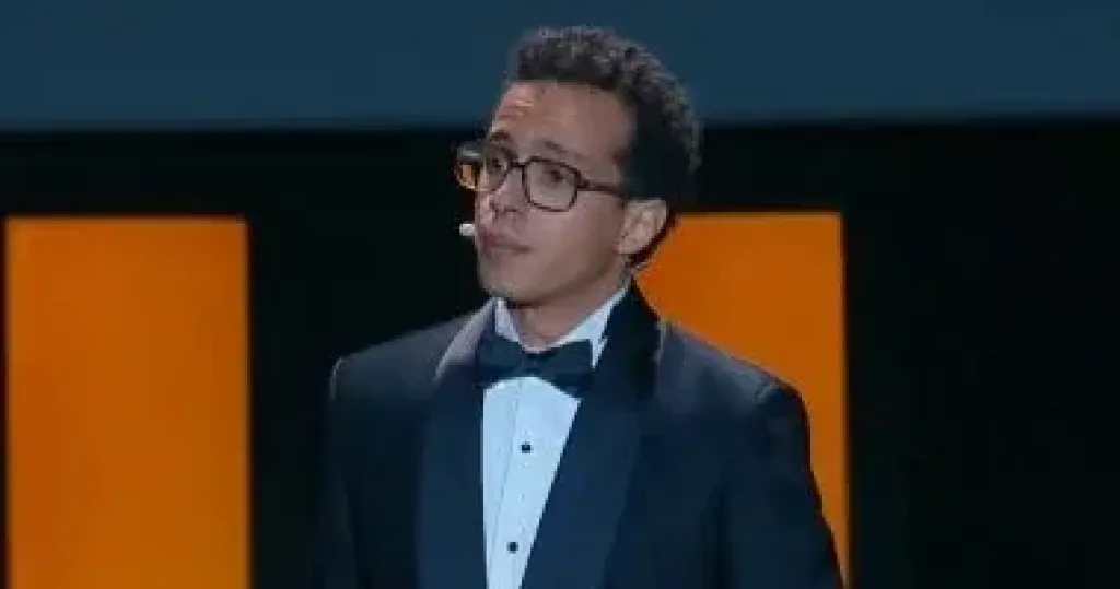 طه الدسوقي يعلن عن أول جولة ستاند أب كوميدى خاصة به