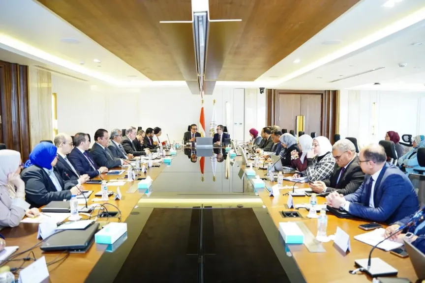 الصحة والتخطيط تبحثان الخطة الاستثمارية للقطاع الصحي 2026/2027