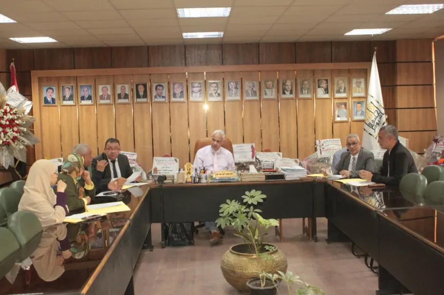 مجلس إدارة صندوق التكافل الاجتماعي بجامعة أسيوط يناقش تعزيز أوجه دعم الطلاب