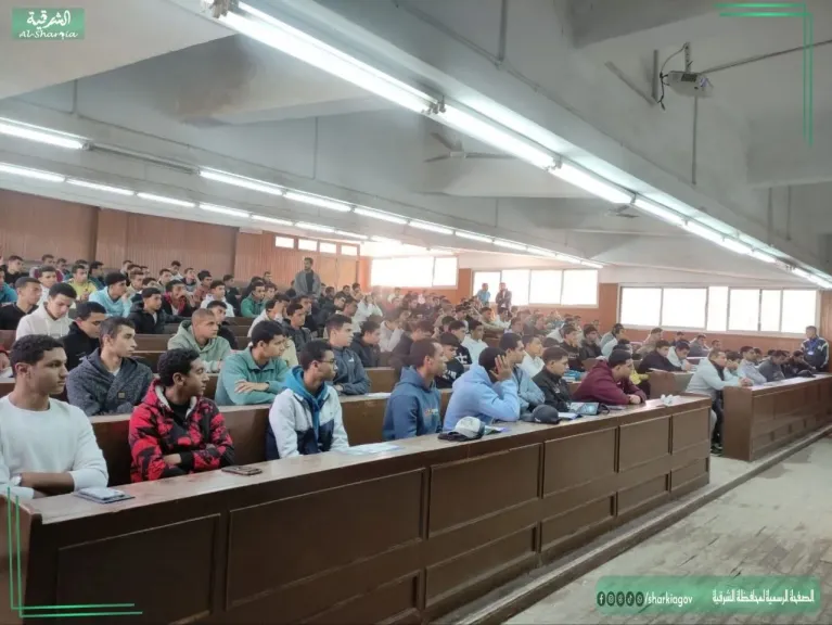 مياه الشرقية تنفذ ٣ ندوات توعوية بجامعةالأزهر والزقازيق إستهدفت ٦٠٠ من الطلاب