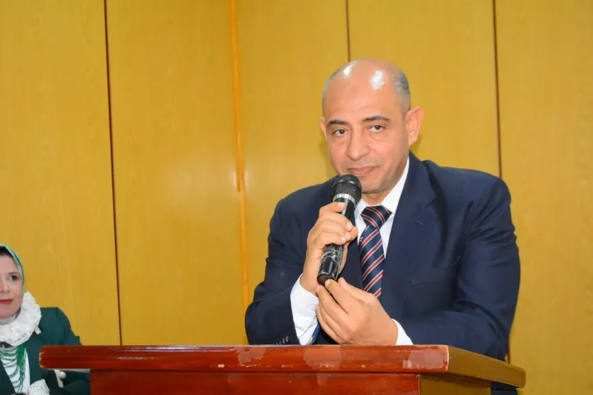 جامعة أسيوط تنظم ندوة توعوية بعنوان ”ظاهرة أطفال بلا مأوى خطرًا على المجتمع