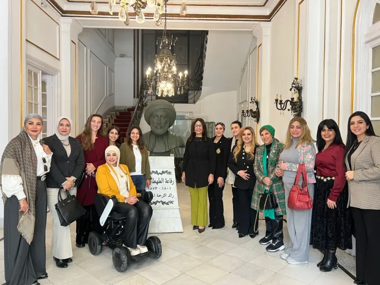 لمساندتها ضد حملات التشهير ..برلمانيات وعظيمات مصر” يلتقين وزيرة الثقافة