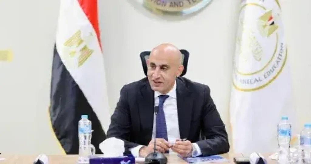 وزارة التعليم: تأجيل الدراسة الخميس متروك للمحافظين حسب تقدير الموقف