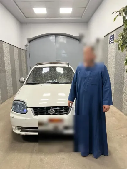 محافظ أسيوط يوجه بضبط سائق تاكسي خالف التعريفة المقررة ويؤكد: لا تهاون