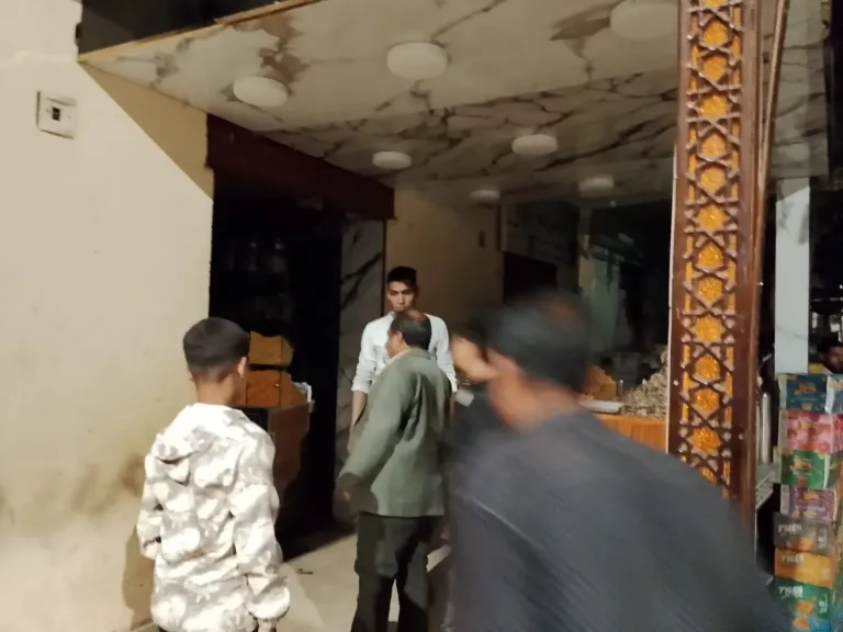 محافظ أسيوط: حملات صارمة تسفر عن غلق وتشميع 34 محلًا خالفوا قرارات الإغلاق