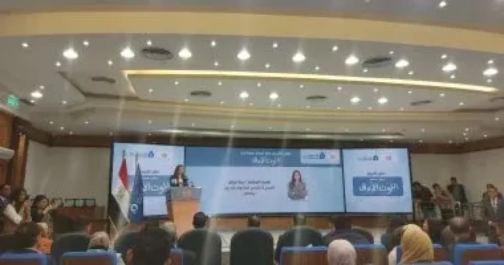 مدير صندوق قادرون باختلاف تشكر المتحدة: مسلسل اللون الأزرق دعم قضايا الإعاقة