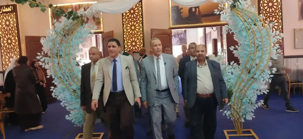 محافظ أسيوط: انطلاق القوافل التعليمية التنويرية في ديروط والغنايم