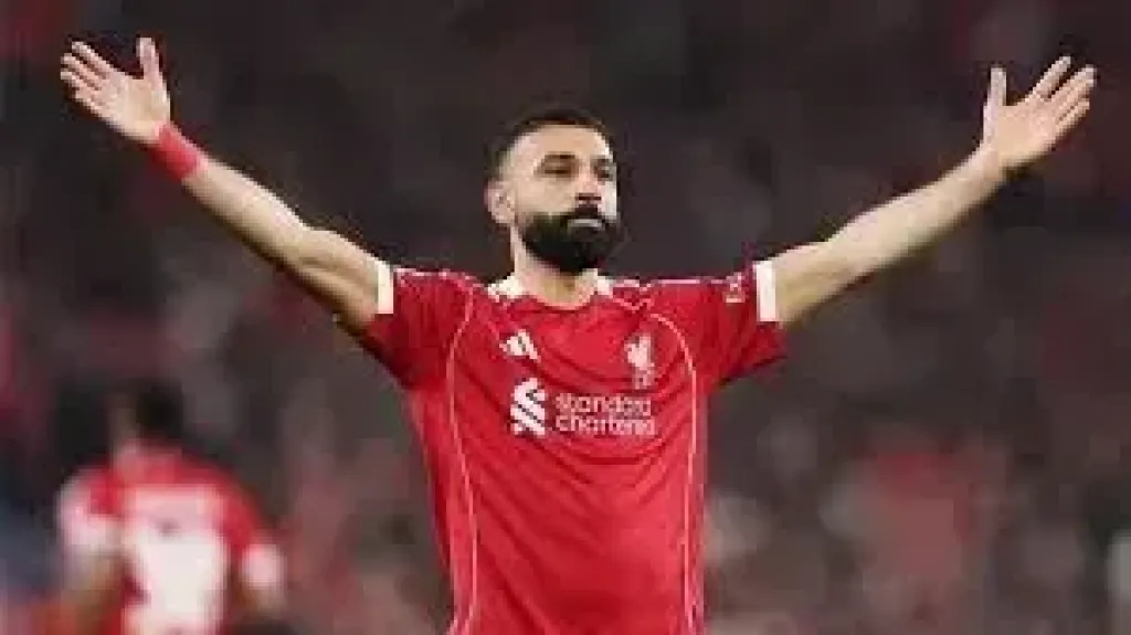 4 نجوم على أعتاب الرحيل بعد محمد صلاح