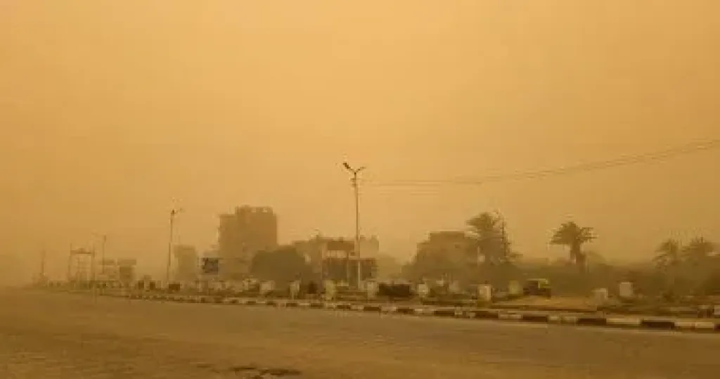 حقيقة تأثر البلاد بالعاصفة الدموية.. الأرصاد تكشف أبرز الظواهر الجوية لنهاية الأسبوع