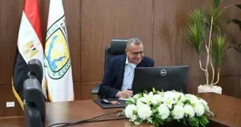 محافظ جنوب سيناء يتابع عبر الفيديو كونفرانس مشروع الزراعة الكهروضوئية