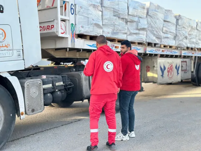 170 قافلة «زاد العزة».. الهلال الأحمر المصري يواصل دعم غزة