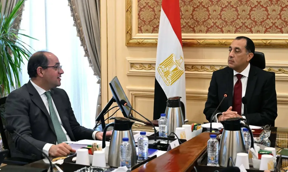 رئيس الوزراء يتابع مع وزير المالية عددا من ملفات العمل