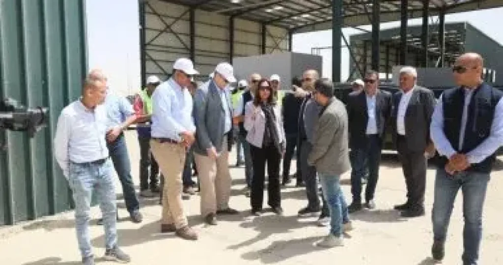 وزيرة التنمية المحلية والبيئة تتفقد مجمع العاشر من رمضان للمخلفات