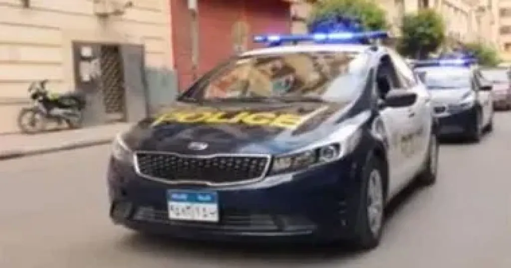 سلاح أبيض ومزاح ثقيل.. ضبط طالبين أتلفا سيارة أسفل منزل مالكها في المنوفية