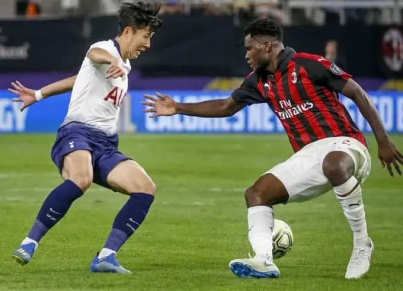 موعد مباراة نابولي وميلان في الدوري الإيطالي