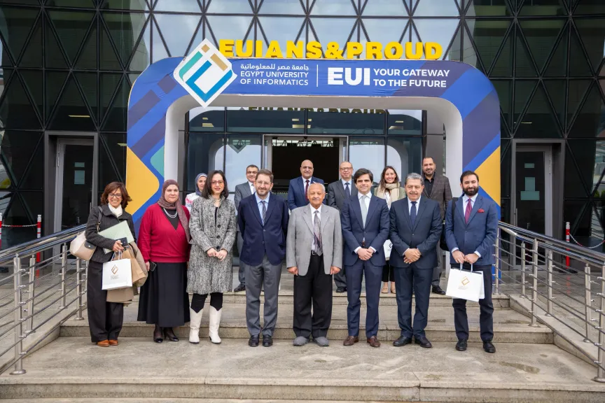 ندرس التعاون مع جامعة IE الاسبانية للاستفادة من شبكة علاقتها الأكاديمية والصناعية وتجربة المدارس الصيفية