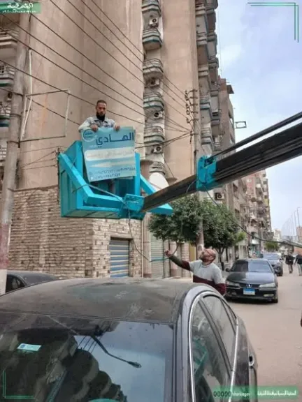 محافظ الشرقية: إزالة٣١٩ إعلان مخالف وتقنين أوضاع١٣٨٠ أخرين