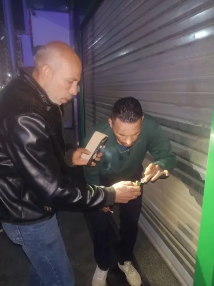 غلق وتشميع ١٢ منشأة تجارية مخالفة لمواعيد الغلق بمراكز الشرقية