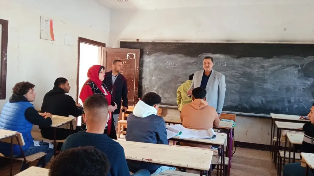 عزازى وابوسف يزوران مدرسة التجارة بنين والفدادنة للتعليم الاساسي