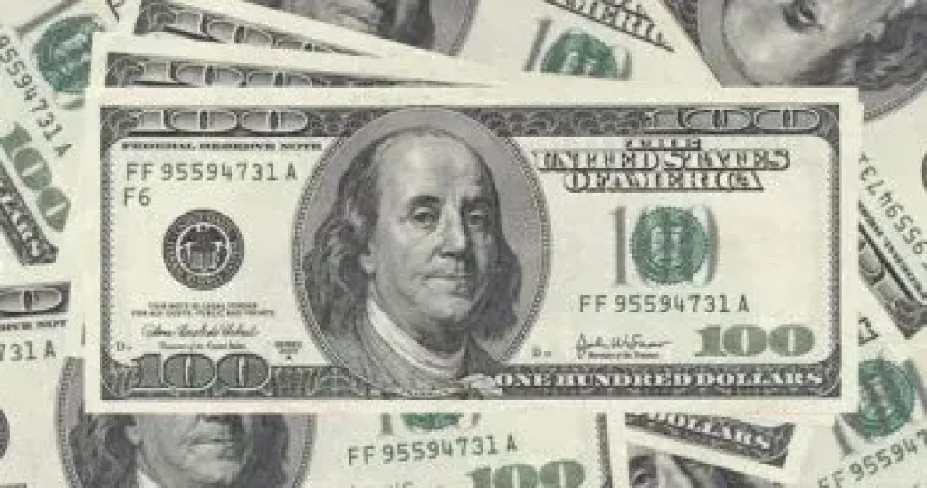 تراجع أكثر من جنيه ونصف.. سعر الدولار يواصل التراجع خلال منتصف تعاملات اليوم