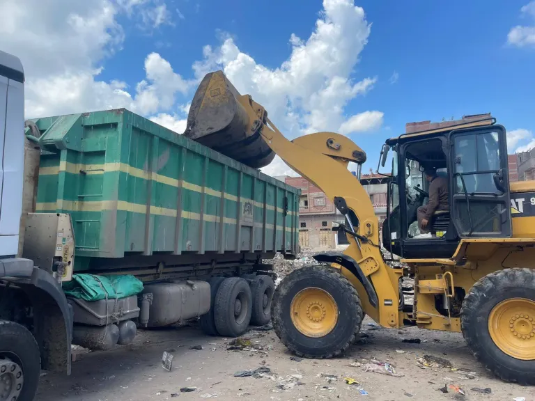 محافظ الدقهلية: رفع 250 طن مخلفات بلدية في حملة مكبرة بالمطرية