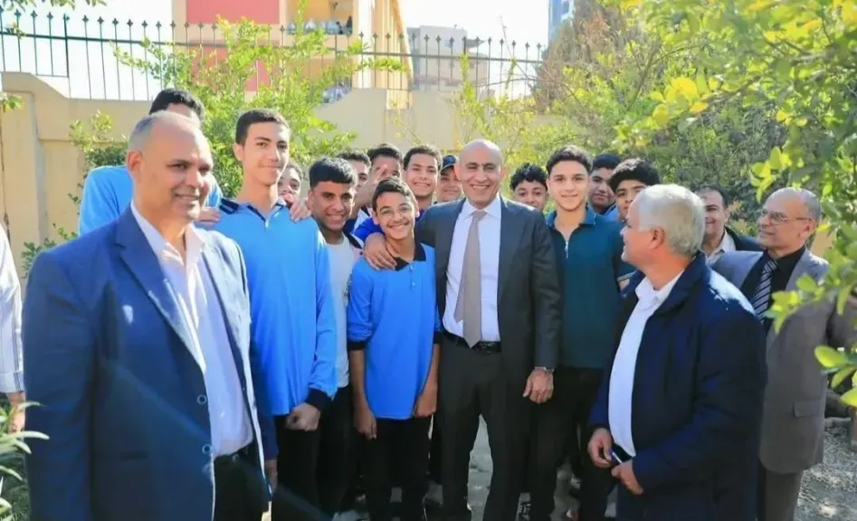 جولة مفاجئة لوزير التعليم في عدد من مدارس الشرقية لمتابعة انتظام الدراسة