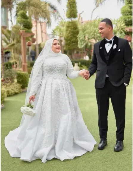 قريه ” شنشور ” تهنئ إلاعلامية رنيم أسامة تاج الدين بالزفاف السعيد ( صور )