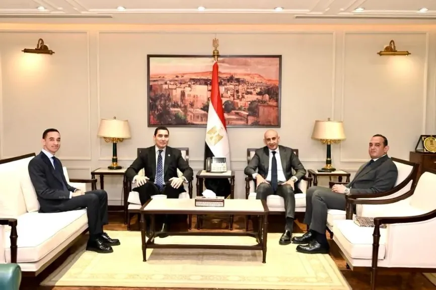 وزيرا الشباب والتعليم يبحثان تطوير الرياضة المدرسية واكتشاف المواهب