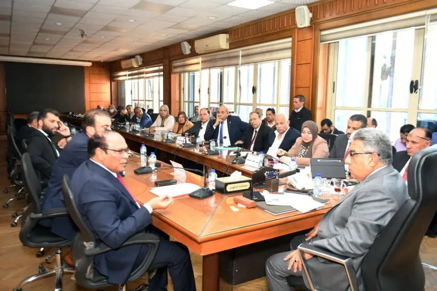 محافظ الدقهلية : يلتقى بالاجتماع الأول مع أعضاء مجلسي النواب والشيوخ: