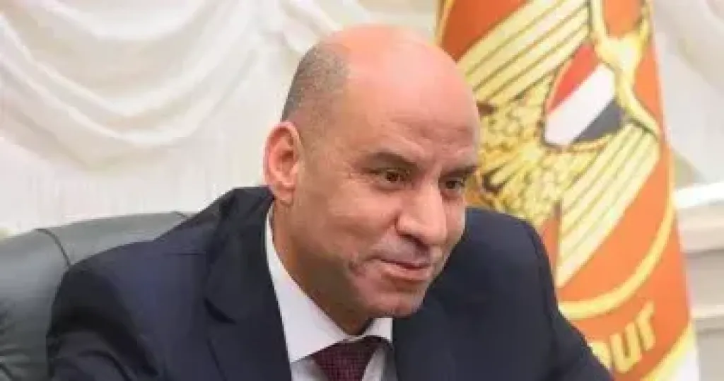 وزير العمل يقدر دور الإعلام ويؤكد أنه شريك أساسي في مسيرة البناء والتنمية