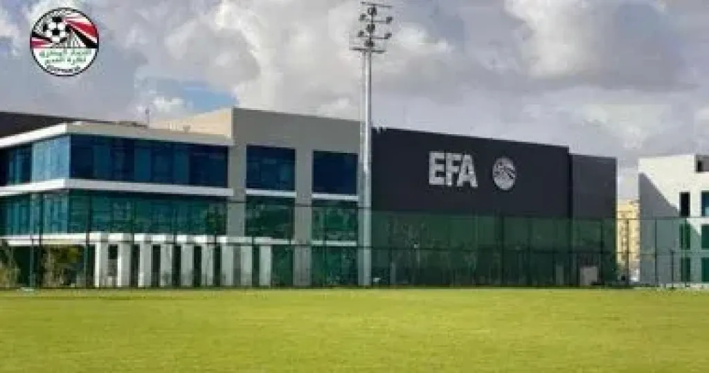 اتحاد الكرة يعلن حكام مباريات الخميس في الجولة 29 لدوري المحترفين