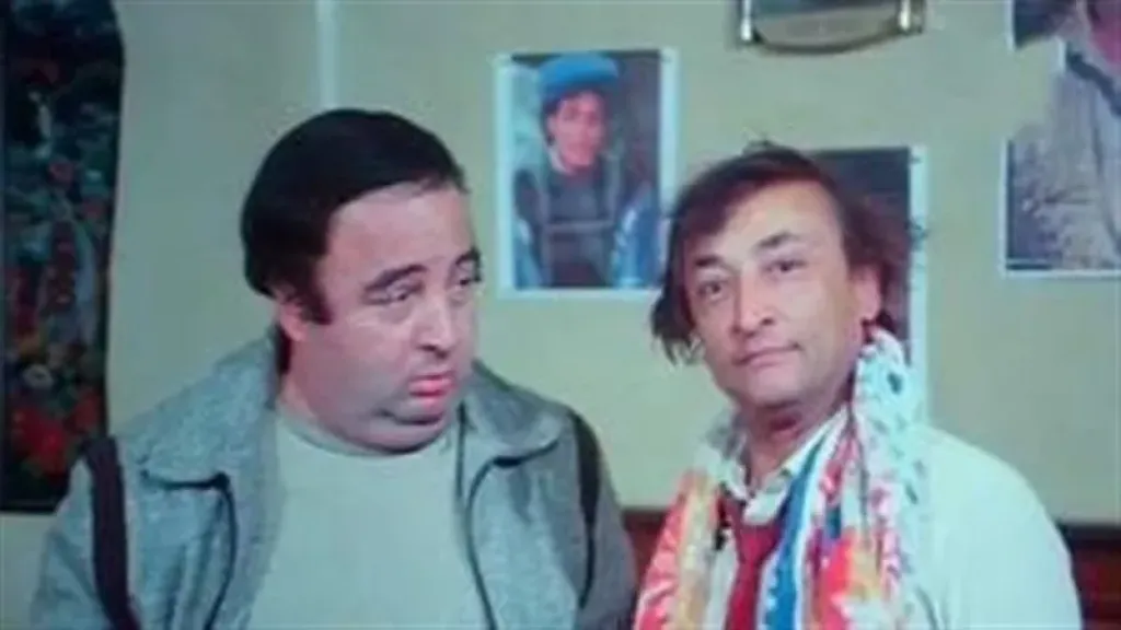 فؤاد خليل، طبيب أسنان عشق الفن