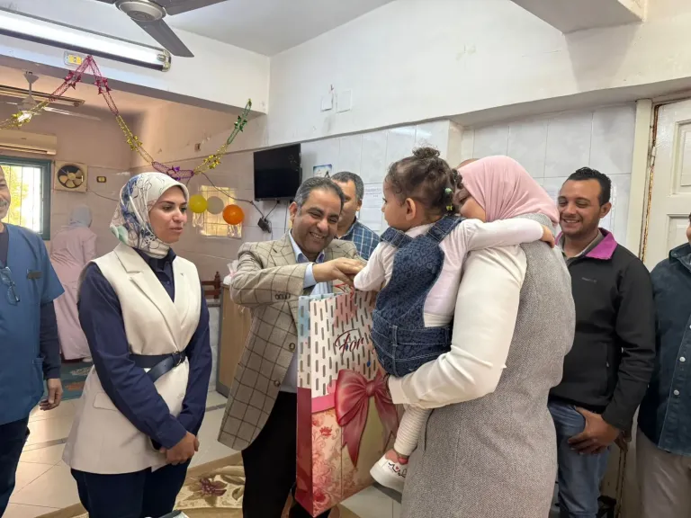 مديرية الصحة بأسيوط تحتفل باليوم العالمي لليتيم بمركز الأطفال المعثور عليهم