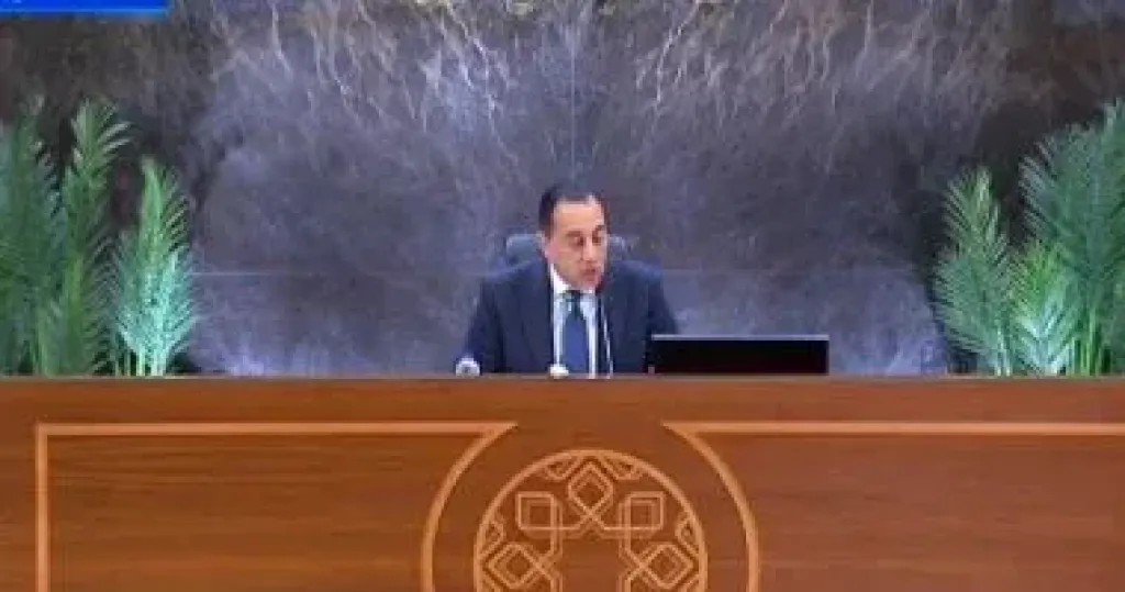 رئيس الوزراء: اكتشافات غاز جديدة مرتقبة.. وزيادة الكهرباء تجنبت المواطن البسيط