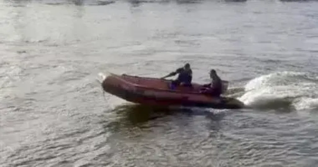 انتشال جثة شاب غرق فى نهر النيل بأبو النمرس