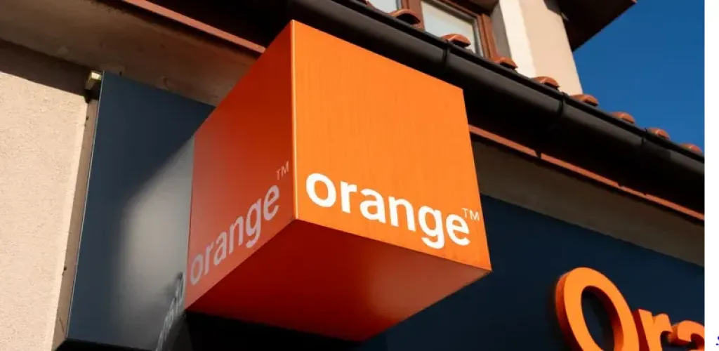 أورنج مصر تمنح عملاءها 5 دقائق دولية لمدة 3 أيام لدعم التواصل مع ذويهم في لبنان