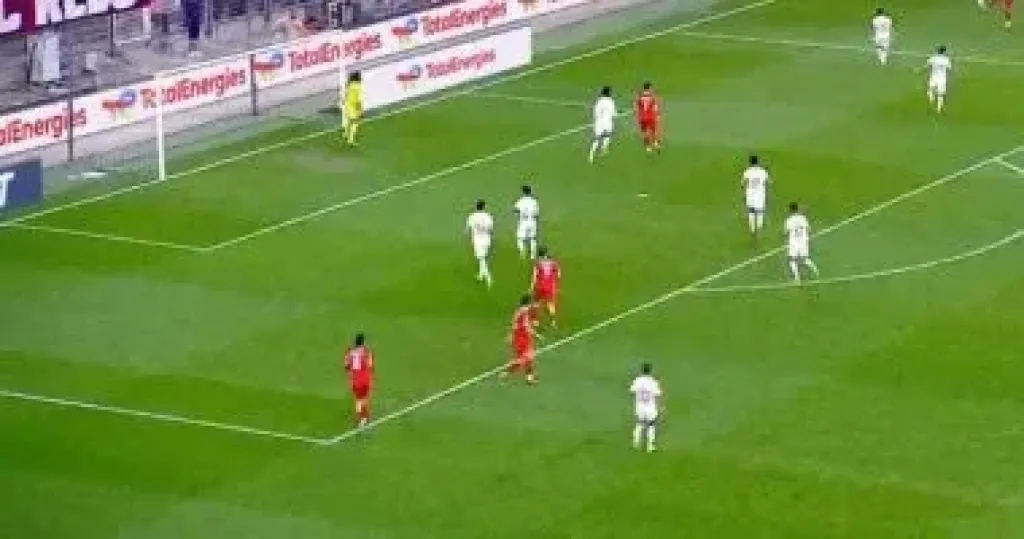 تعادل سلبي بين الزمالك وشباب بلوزداد فى أول 15 دقيقة